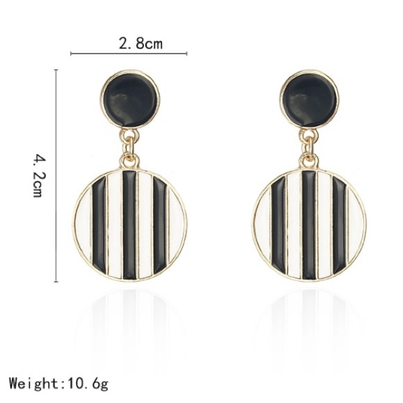 BLACK🖤WHITE CIRCLES💙💎💲FIRM🛍➕BUNDLE 4 DISCOUNT - Picture 2 of 8